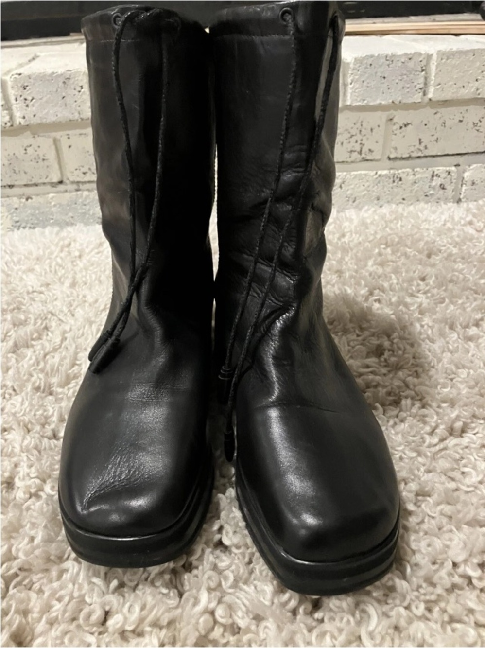 Vintage Joan & David Black Leather Boots wedge ties 8.5